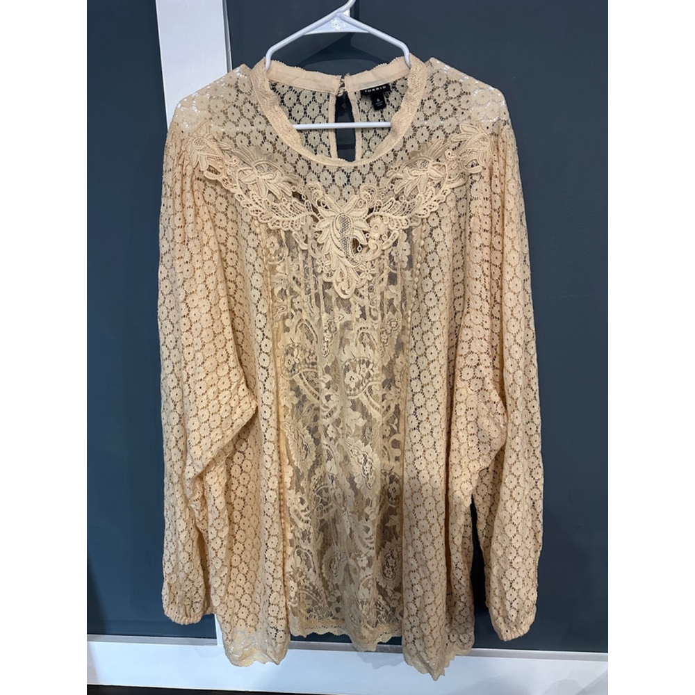 Torrid Beige Floral Lace Blouse